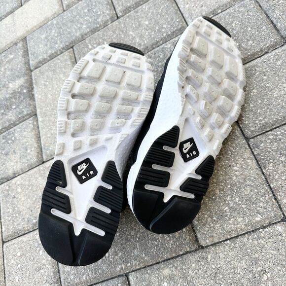 Nike Shoes Womens 8.5 Nike Air Huarache Run Ultra Sneakers Black Low - Picture 5 of 9